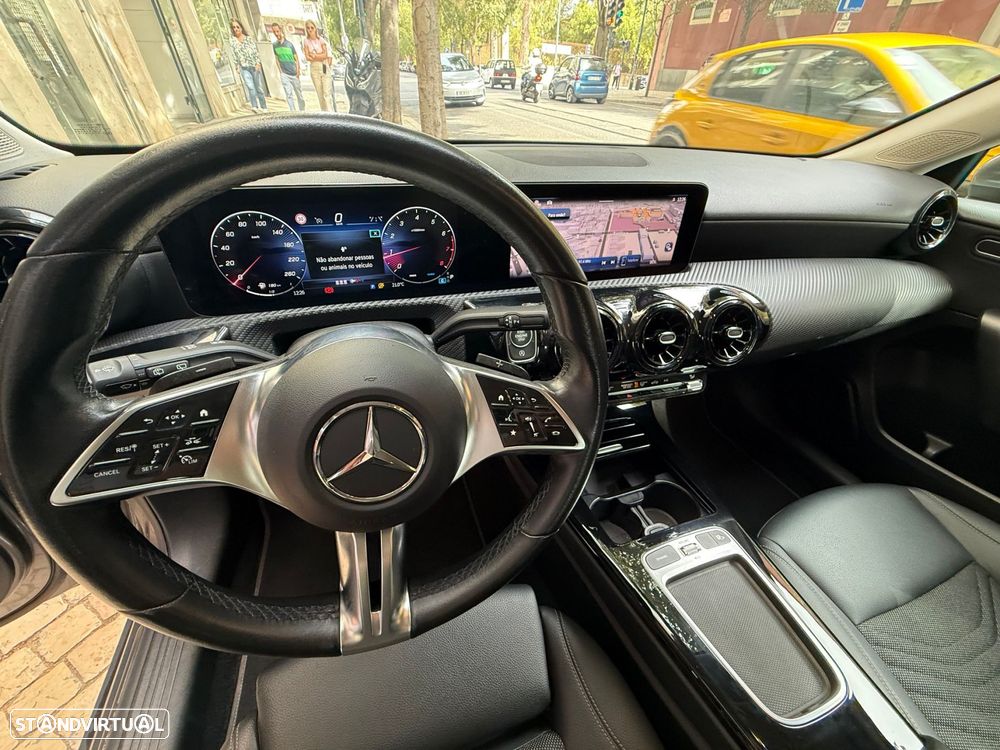 Mercedes-Benz A 200 - 11