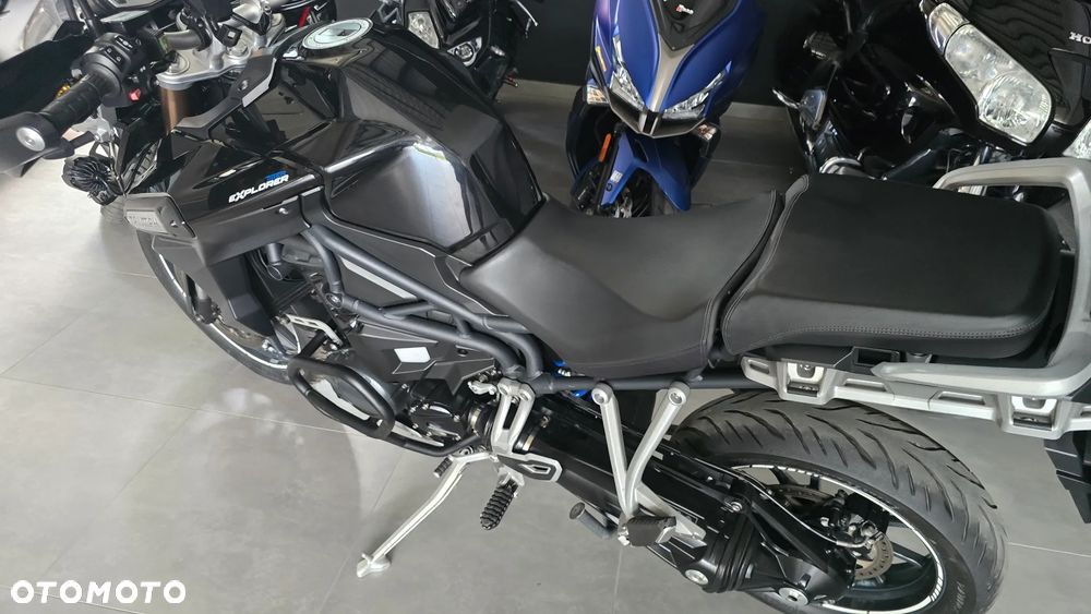Triumph Tiger - 12