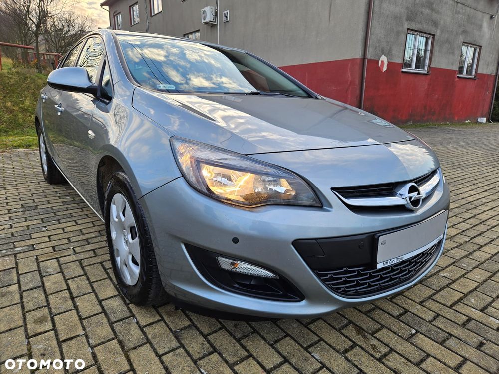 Opel Astra 1.6 CDTI Essentia - 6