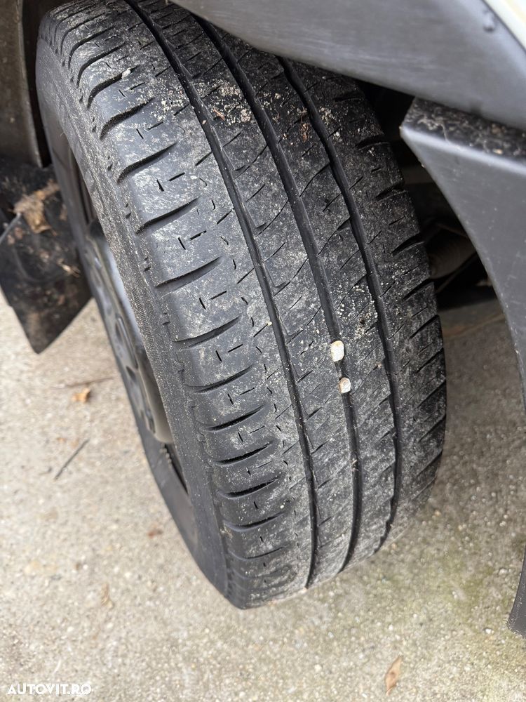 Iveco Daily 35c 130 Frigorific Frigo 2017 duba izoterma Fără Rugina Fără Probleme AC Navi Led 35s13 Unic Proprietar de noua luata din reprezentanța iveco România 2 bucati 9500 euro - 19