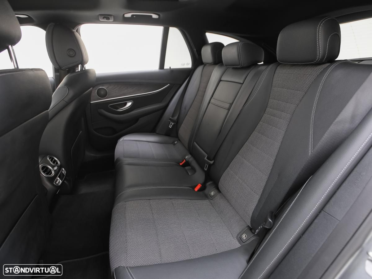 Mercedes-Benz E 300 de 4Matic T 9G-TRONIC Exclusive - 10