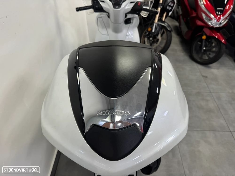 Honda SH 300 - 7