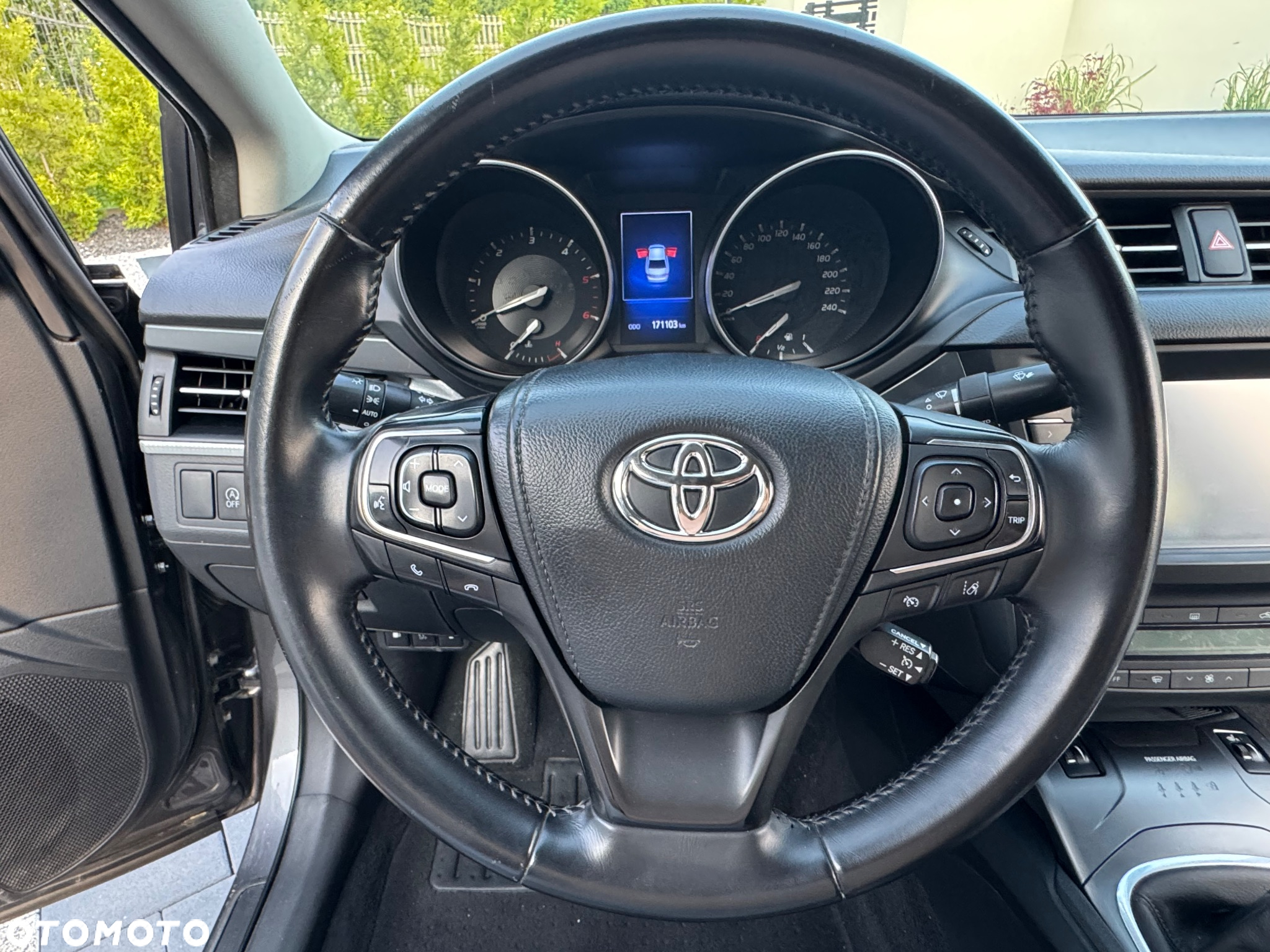 Toyota Avensis 2.0 D-4D Prestige - 14