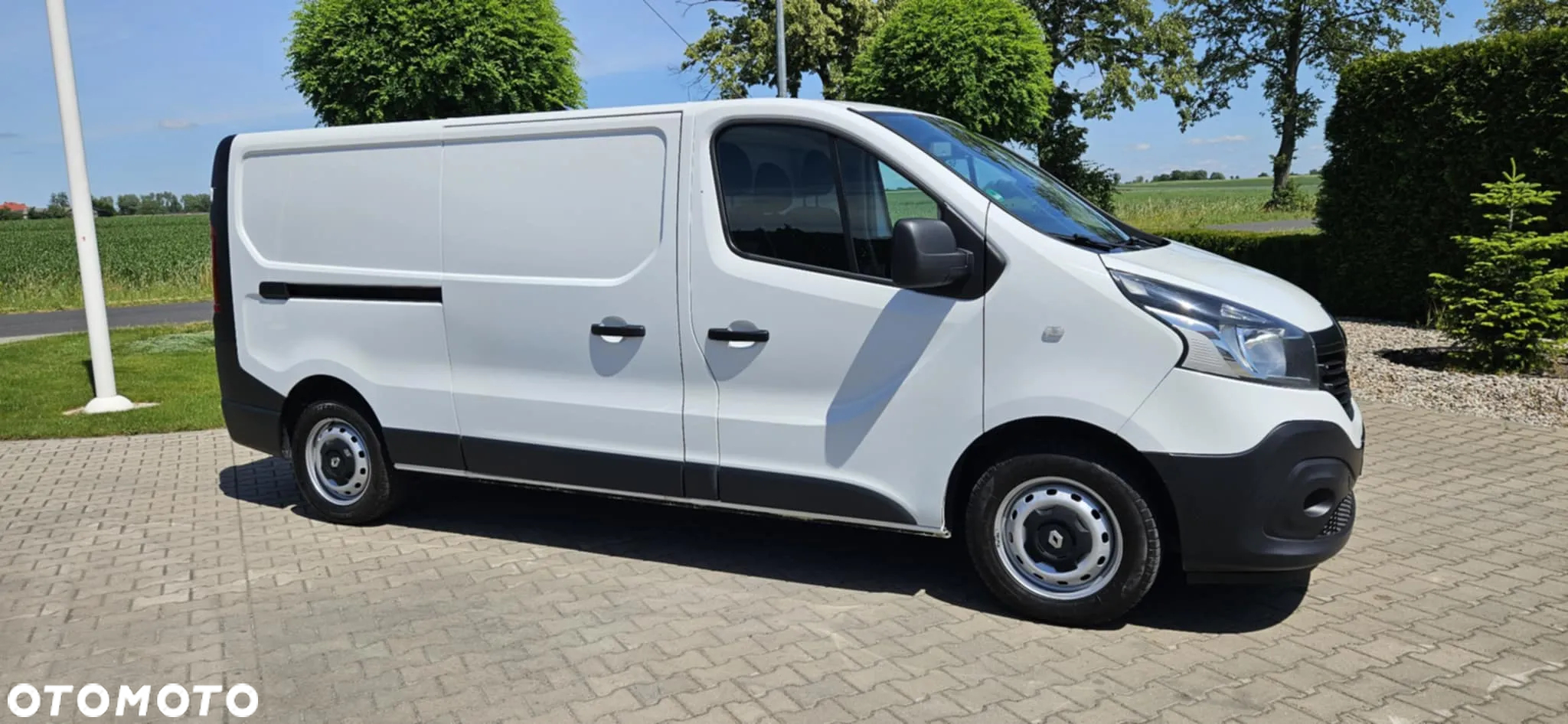 Renault Trafic - 15