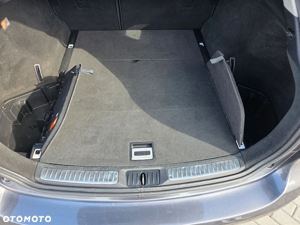Toyota Avensis 1.8 Active - 18