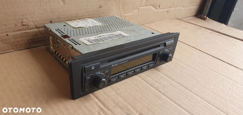 Radio radioodtwarzacz Oryginał Audi A3 8P 8P0035186C - 4