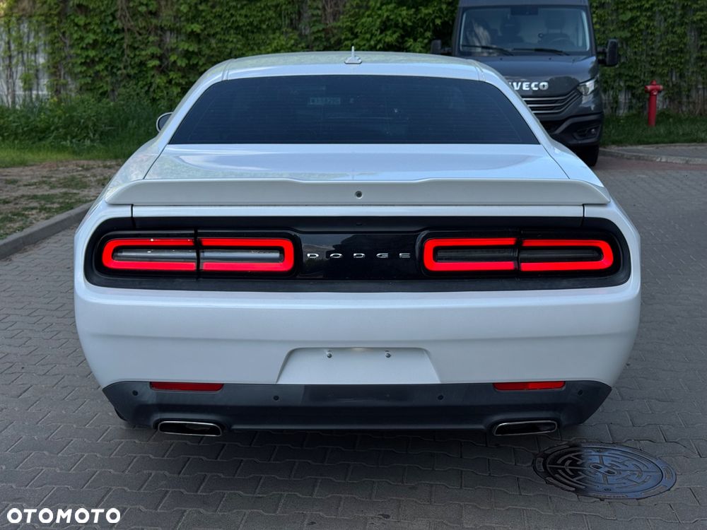 Dodge Challenger ver-automatik-sxt-plus - 4