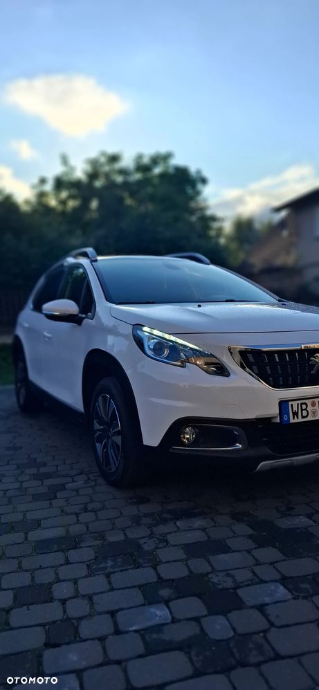 Peugeot 2008 1.6 BlueHDi Allure - 3