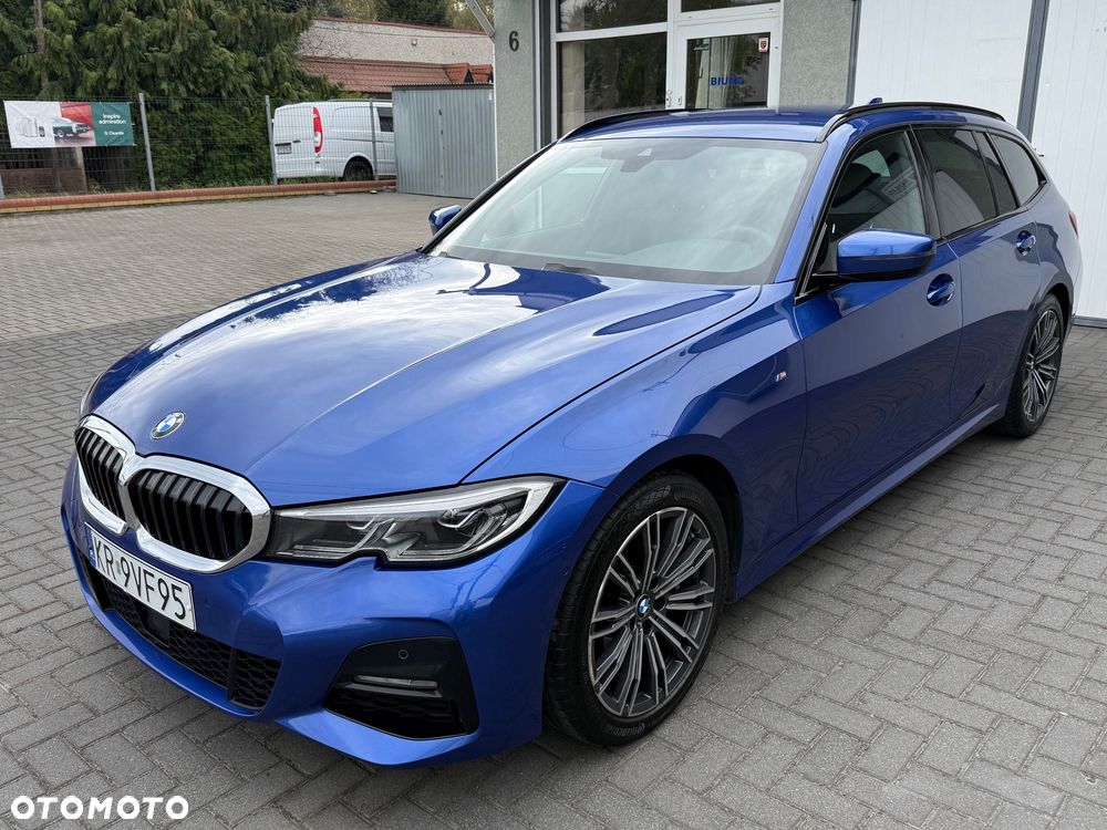 BMW Seria 3 330i xDrive M Sport sport - 1