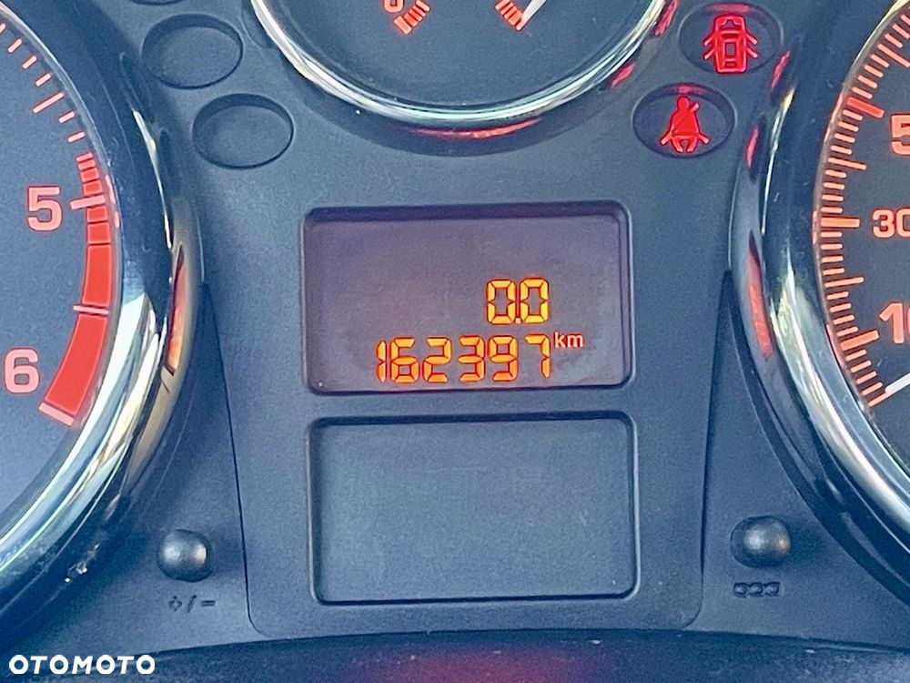 Peugeot 207 HDi FAP 90 (Blue Lion) Tendance - 7