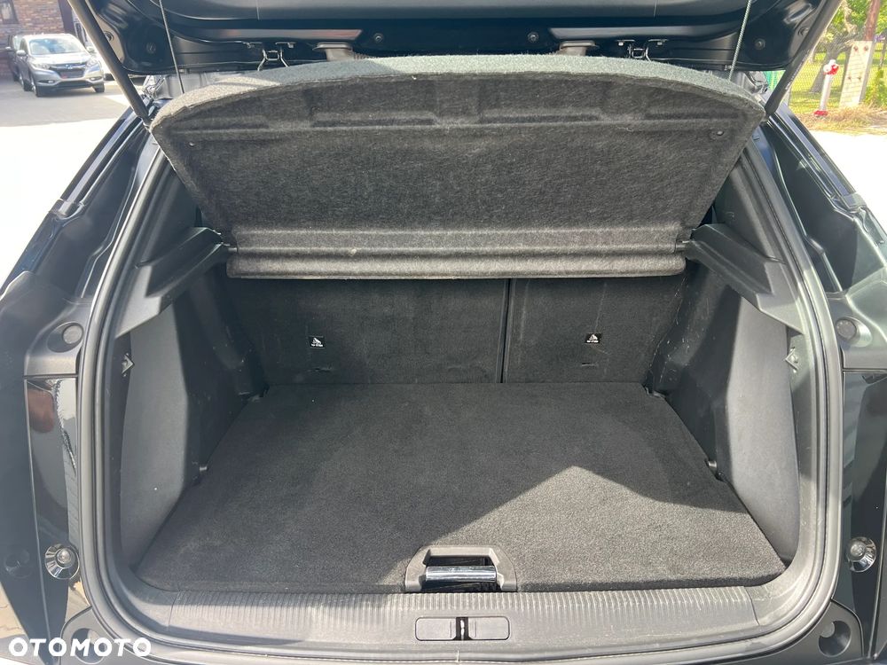 Peugeot 2008 136 Allure - 12