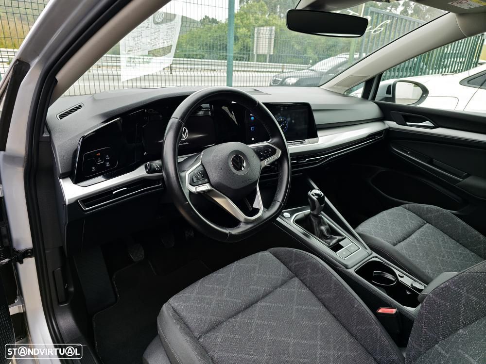 VW Golf Variant 2.0 TDi Conceptline - 14