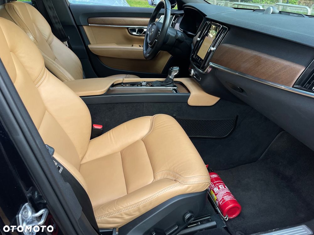 Volvo S90 D5 SCR AWD Inscription - 35
