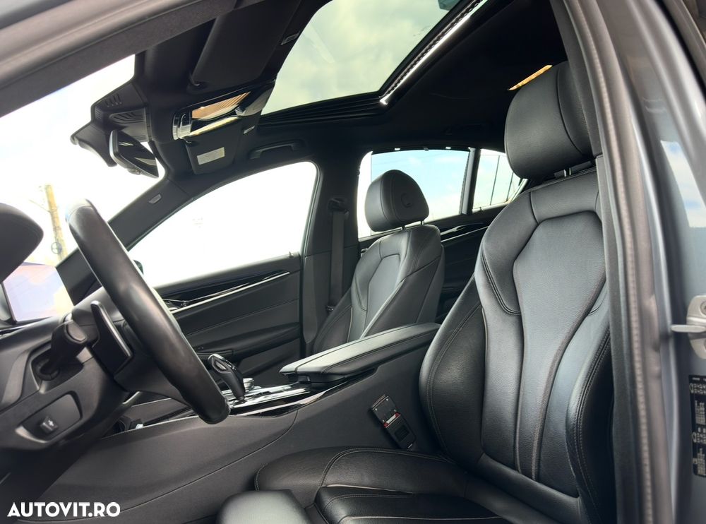 BMW Seria 5 518d Aut. Luxury Line - 10