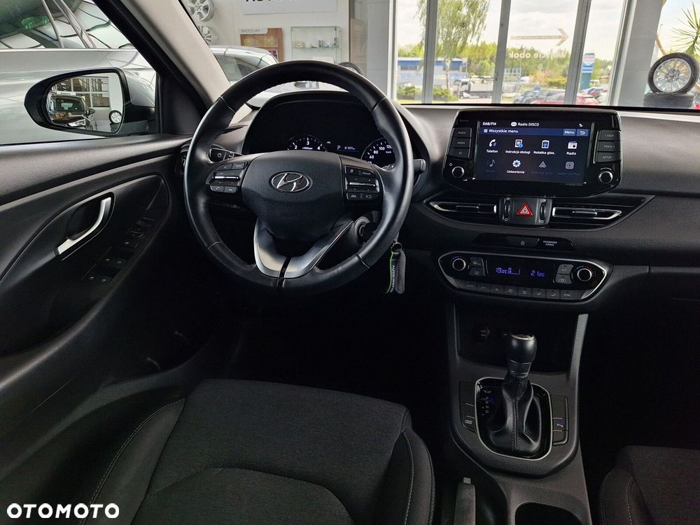 Hyundai i30 1.6 D Comfort DCT - 28