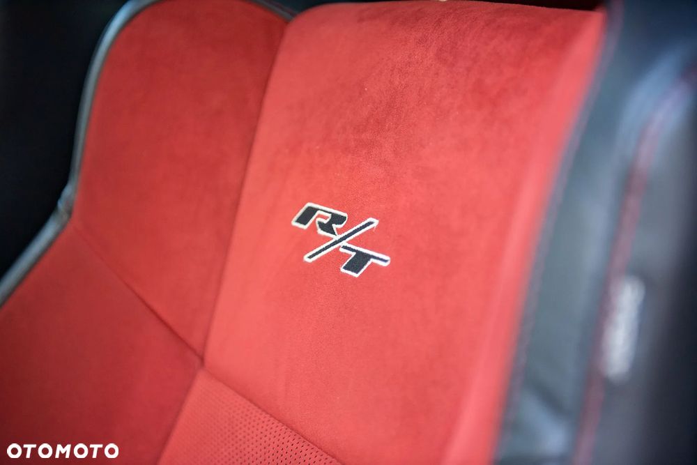 Dodge Challenger Automatik R/T Plus - 24