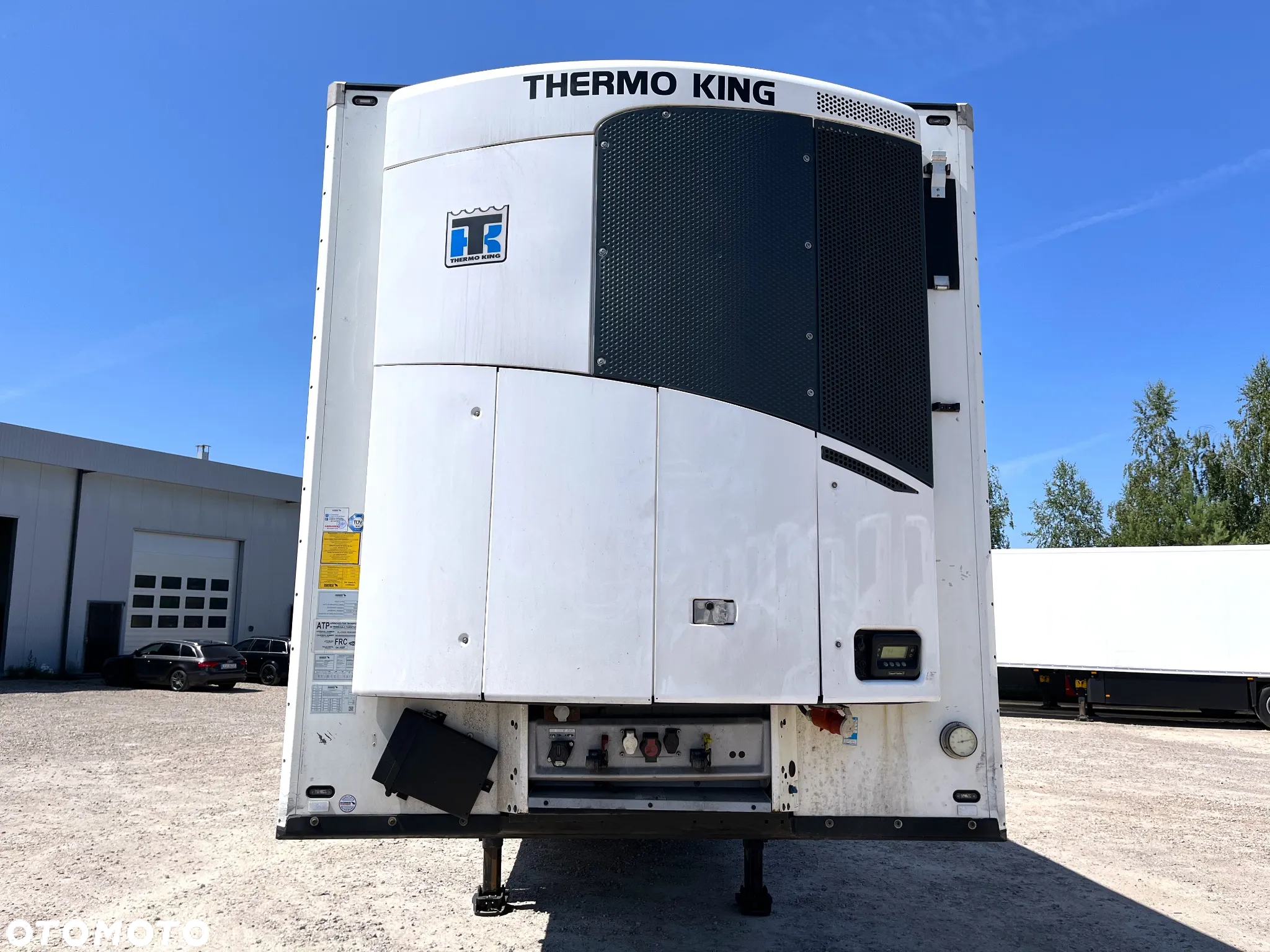 Schmitz Cargobull SKO - 9