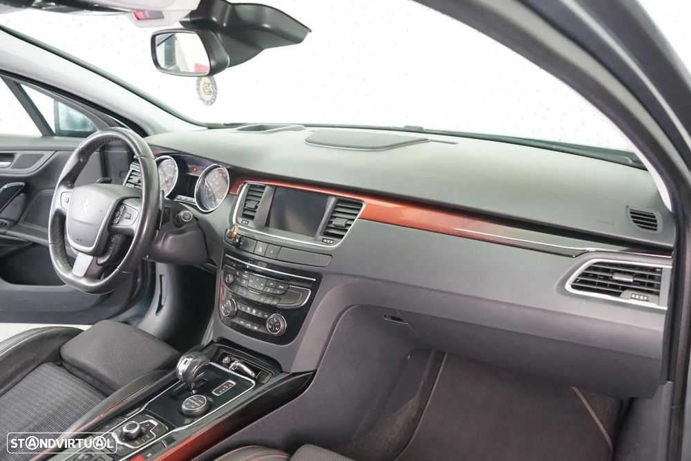 Peugeot 508 RXH 2.0 HDi Hybrid4 2-Tronic - 14