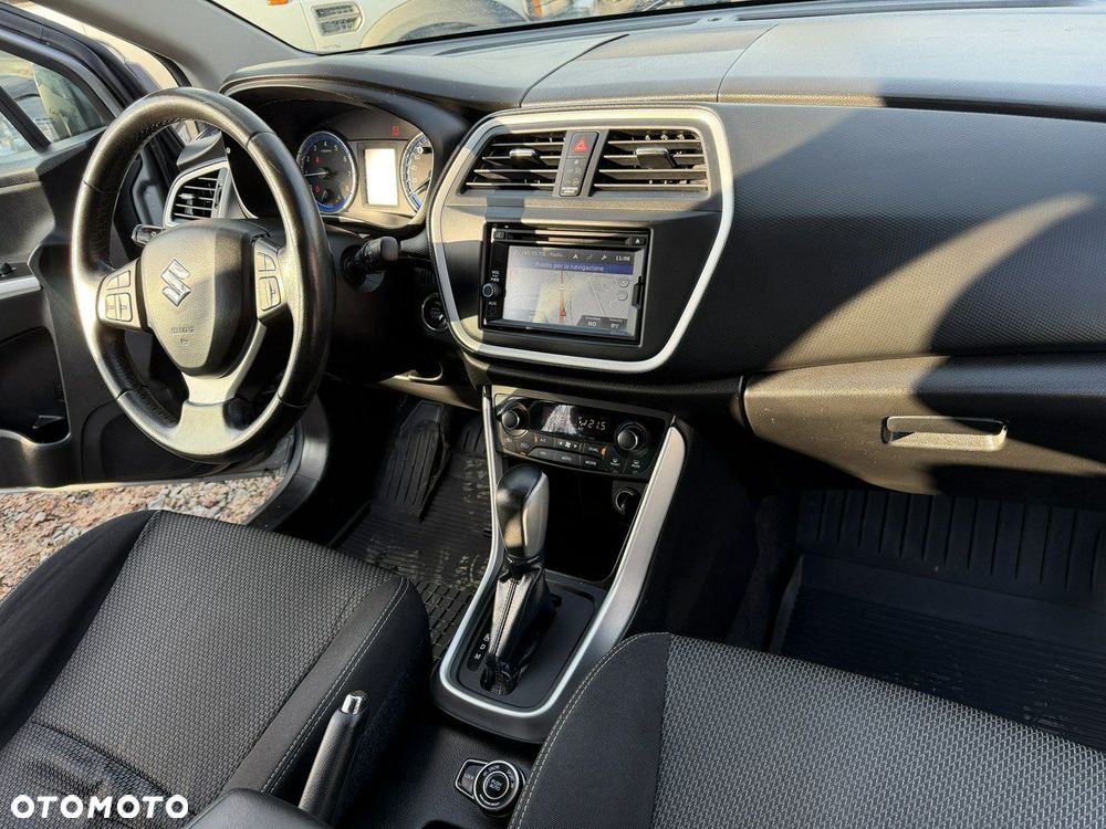 Suzuki SX4 S-Cross 1.6 Premium 4WD CVT - 12