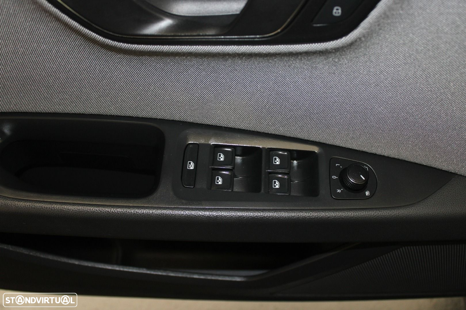 SEAT Leon ST 1.6 TDI Style S/S - 23