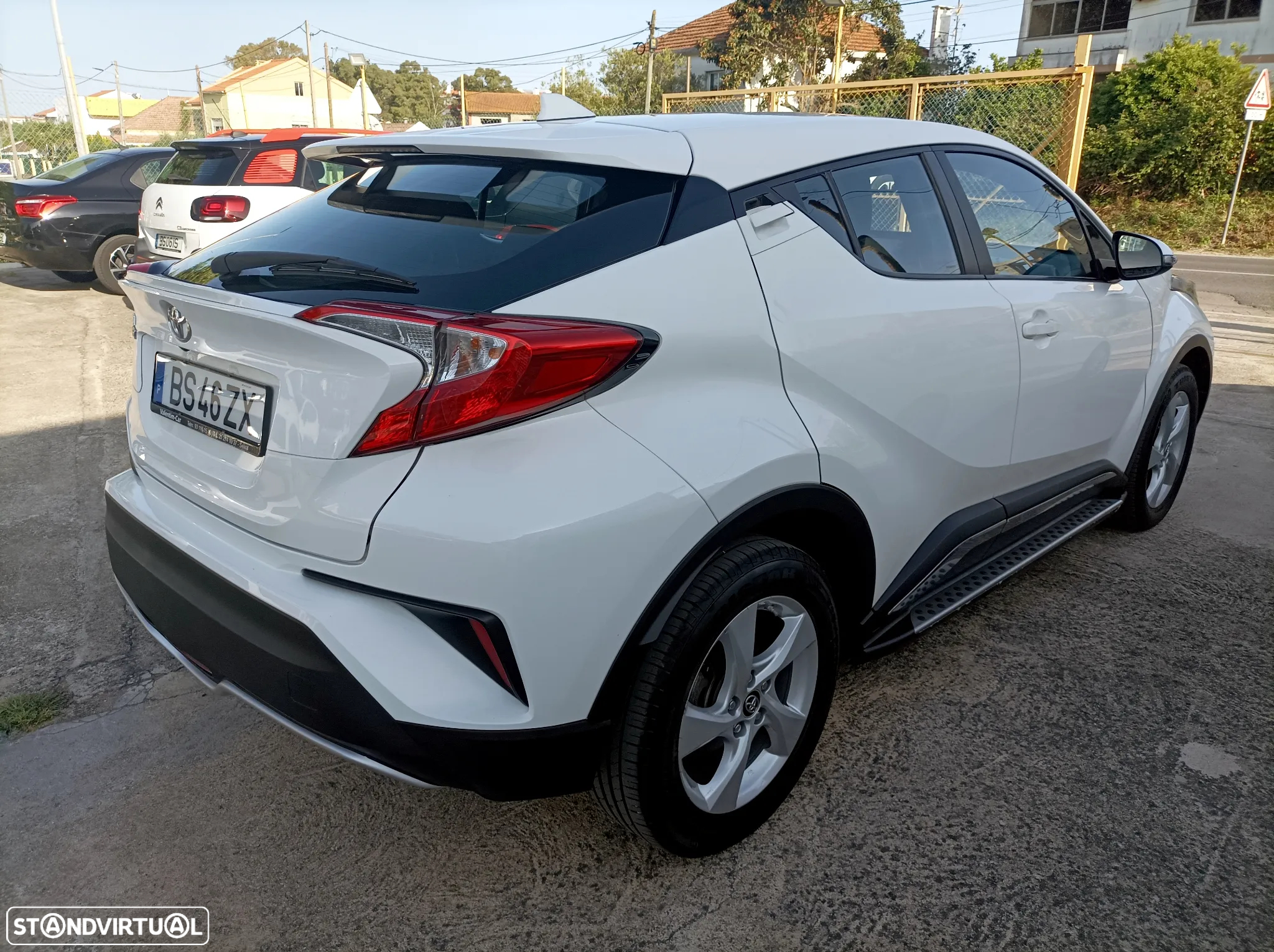 Toyota C-HR 1.2T Active - 2