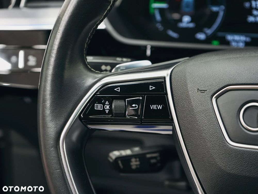Audi e-tron - 20