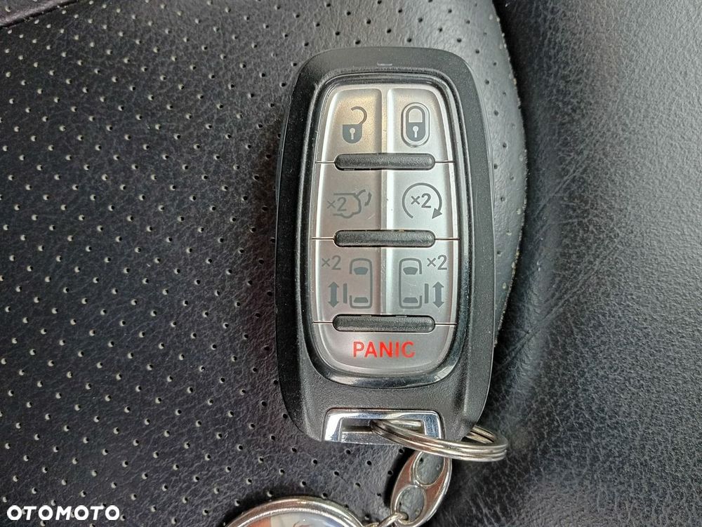 Chrysler Pacifica - 15