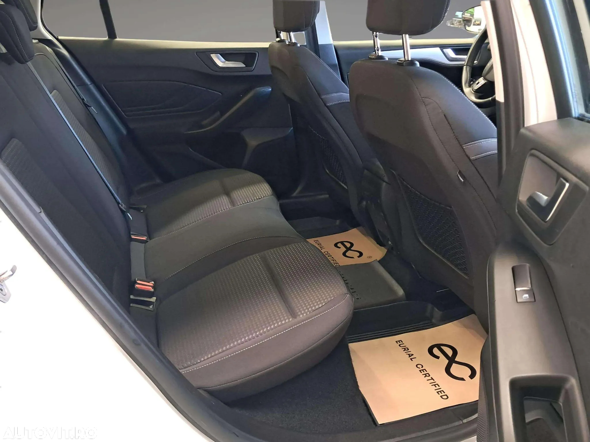 Ford Focus 1.5 EcoBlue Trend Edition - 8