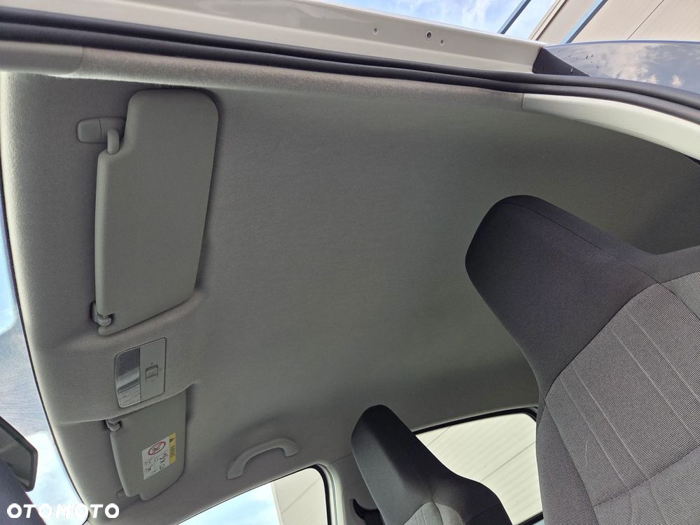 Volkswagen up! move - 25