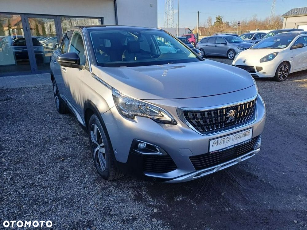 Peugeot 3008 1.2 PureTech Allure S&S - 9