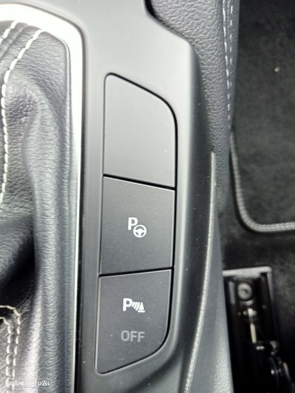 Ford Focus 2.3 EcoBoost ST X - 36