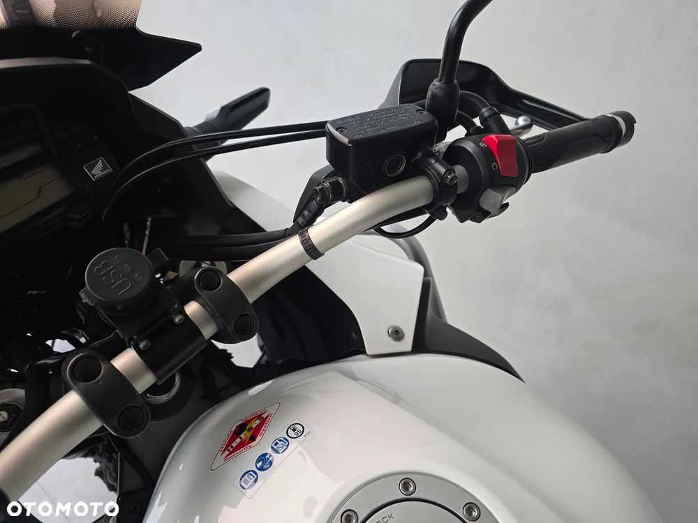Honda VFR - 22