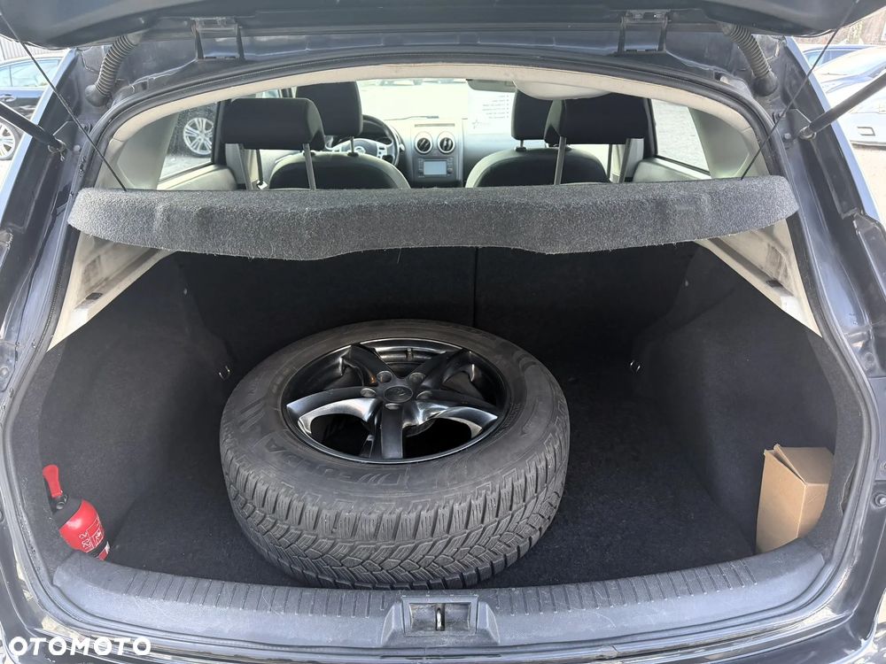 Nissan Qashqai - 22