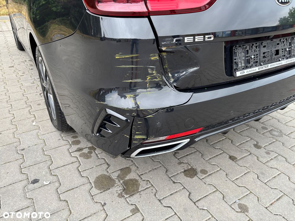 Kia Ceed 1.6 GDI PHEV L DCT - 9
