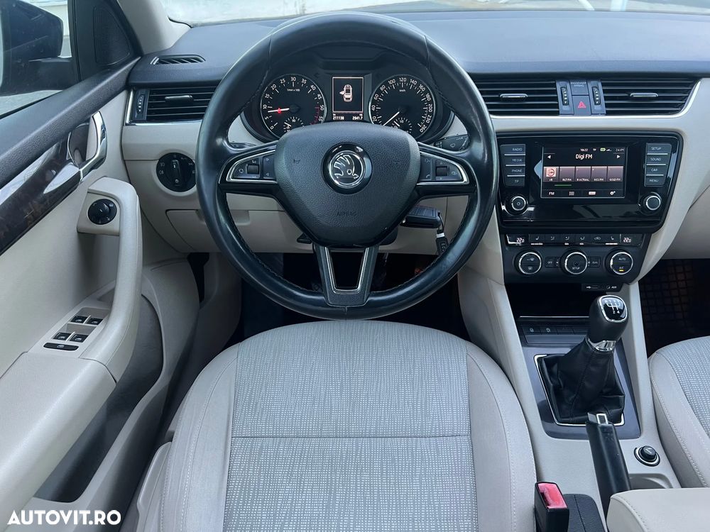 Skoda Octavia 1.6 TDI Ambition - 11