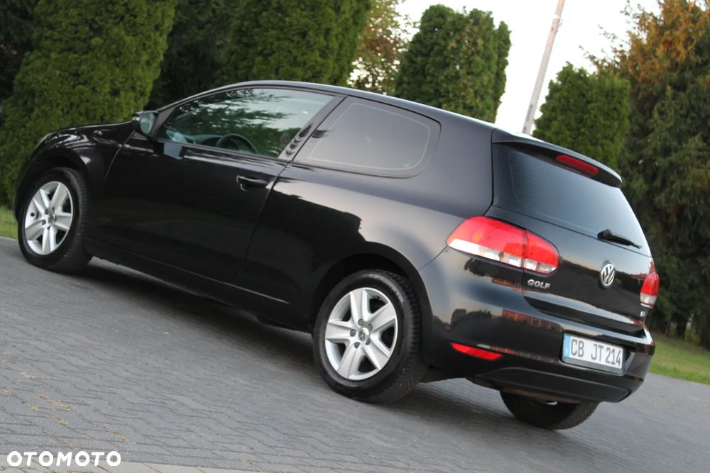 Volkswagen Golf - 18