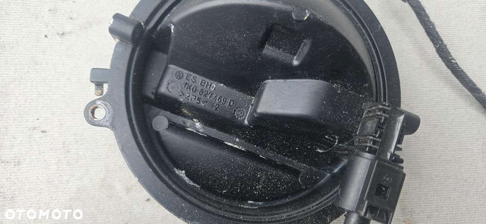 Klamka klapy bagażnika mikrostyk VW Golf 5 V 3d hatchback 1K0827469D - 3