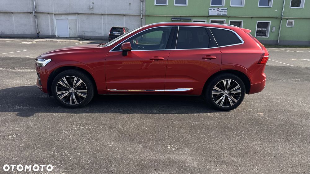 Volvo XC 60 B5 B AWD Plus Bright - 4