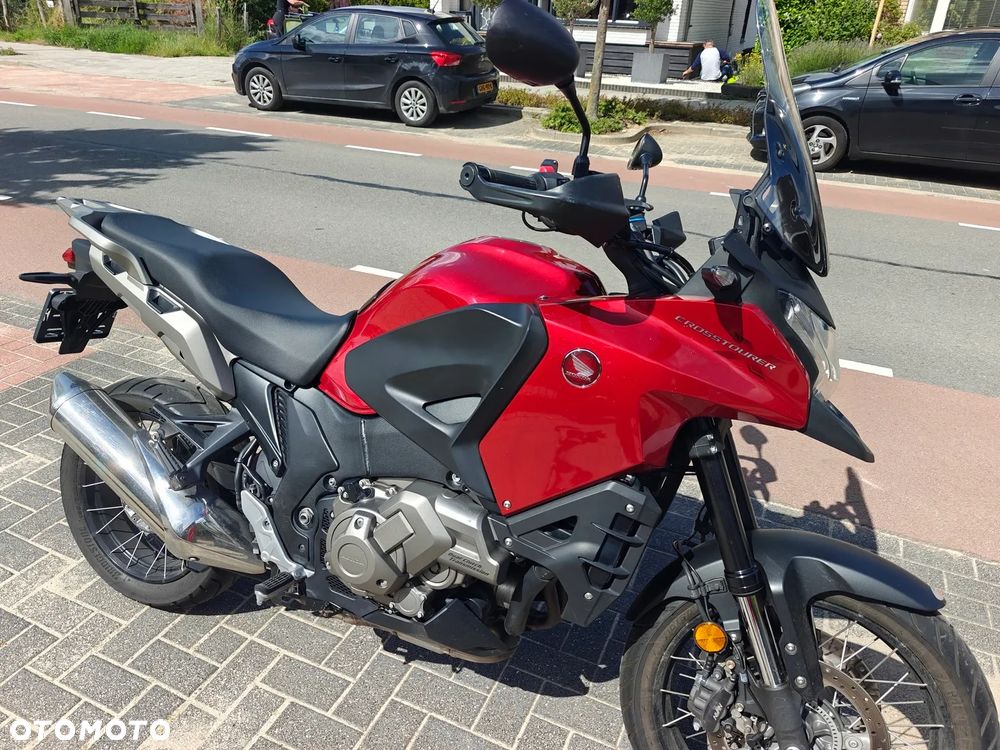Honda VFR - 2
