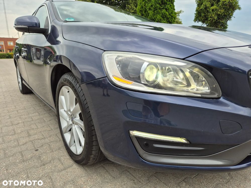 Volvo V60 T3 Base - 5