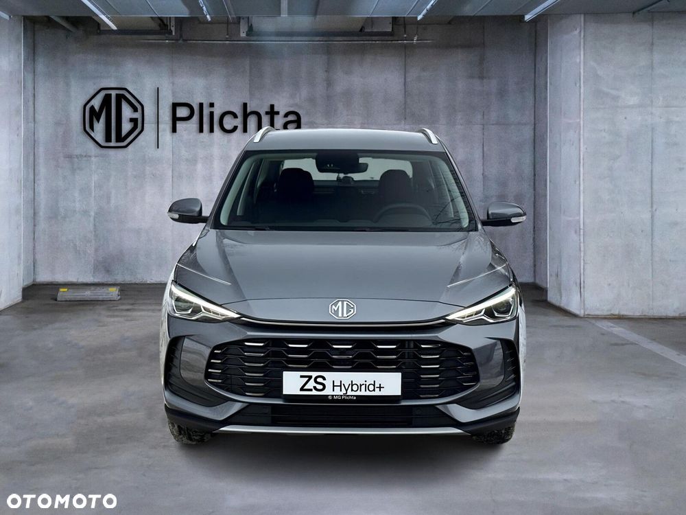 MG ZS Hybrid+ - 10
