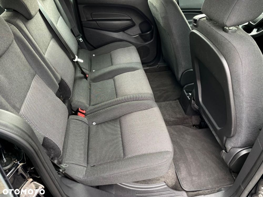 Ford Tourneo Connect - 17