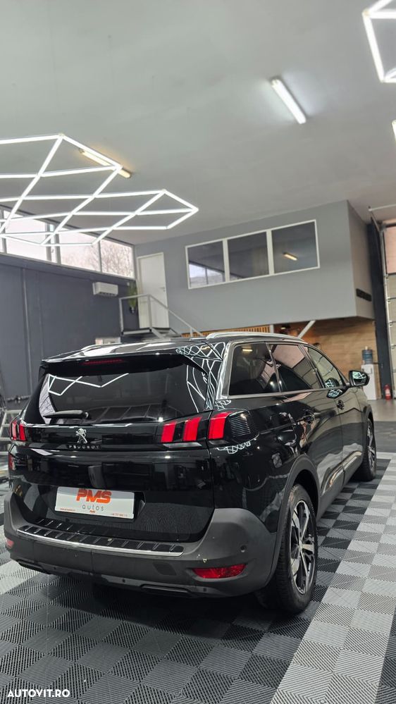 Peugeot 5008 THP 165 EAT6 Stop & Start Allure - 3