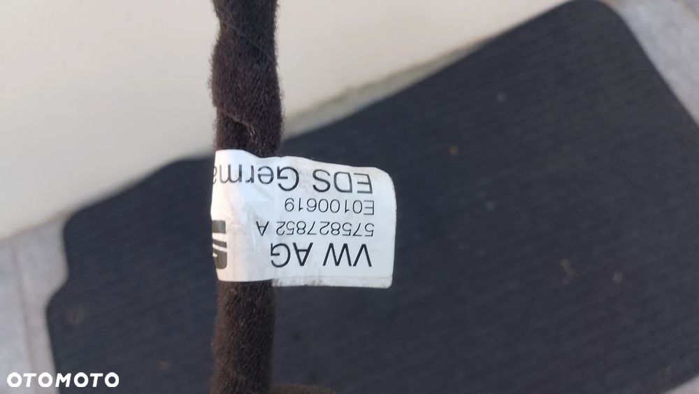 SIŁOWNIK ELEKTRYCZNY KLAPY TYŁ PRAWY SEAT ATECA 575827852A - 4