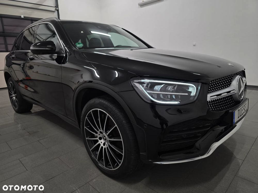 Mercedes-Benz GLC 300 de 4Matic 9G-TRONIC AMG Line Plus - 1
