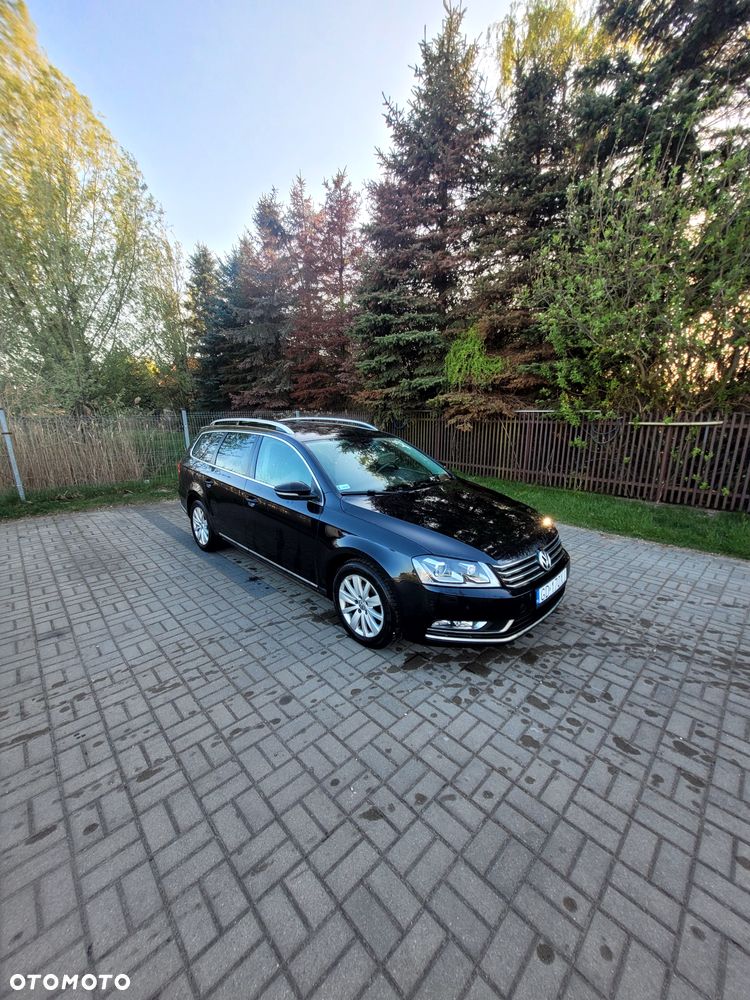 Volkswagen Passat 2.0 TDI Comfortline DSG - 2