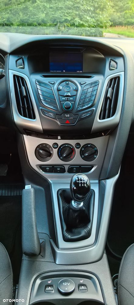 Ford Focus 1.6 EcoBoost Start-Stopp-System SYNC Edition - 13