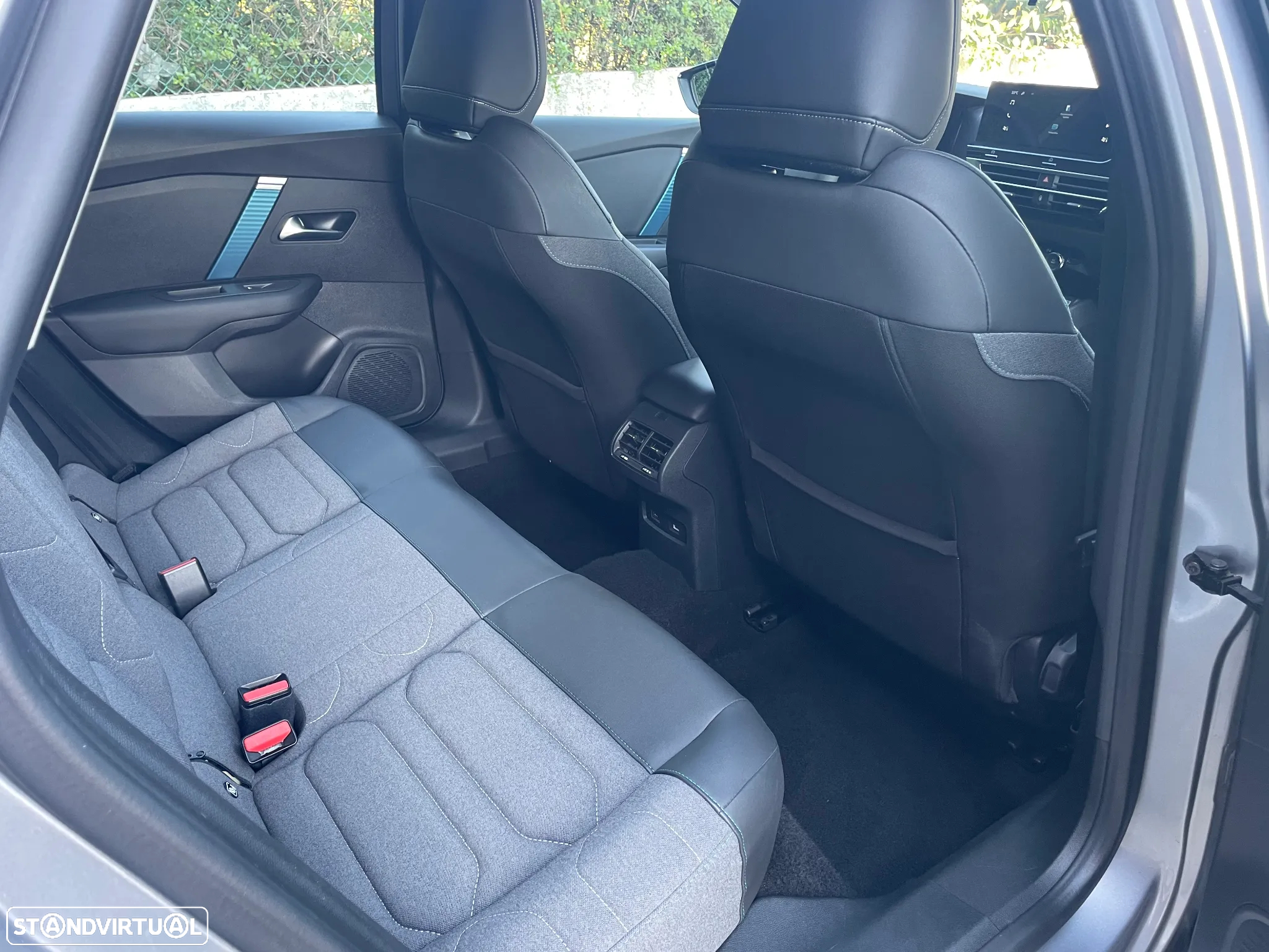 Citroën e-C4 50 kWh Feel Pack - 27