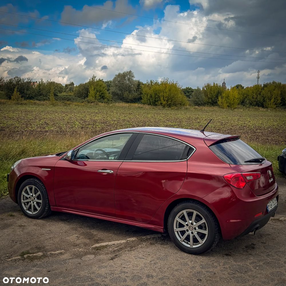 Alfa Romeo Giulietta 2.0 JTDM Distinctive - 17