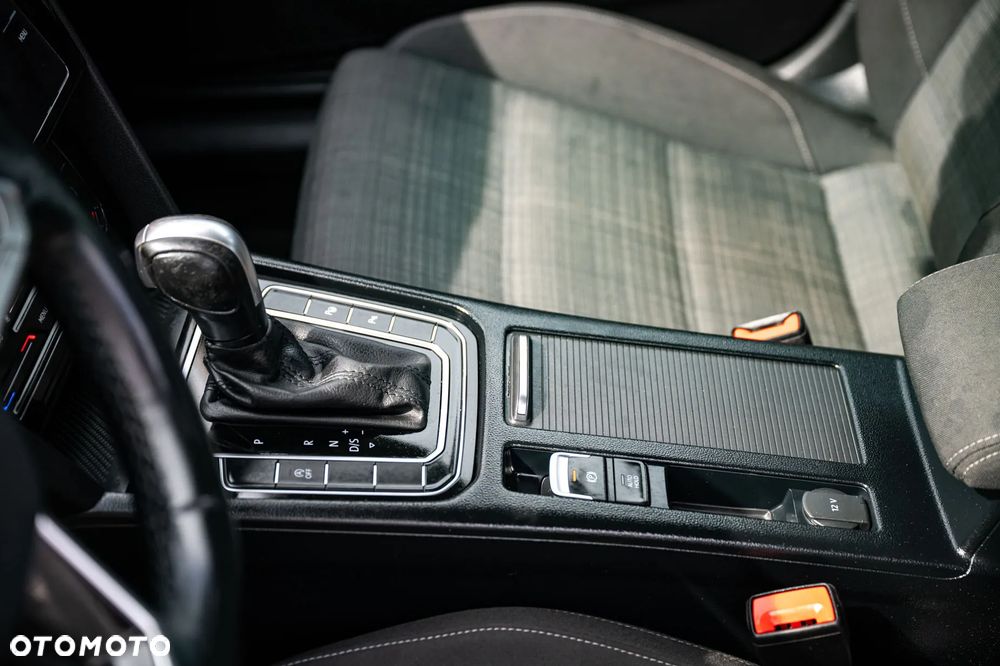 Volkswagen Passat 1.5 TSI EVO Comfortline DSG - 12